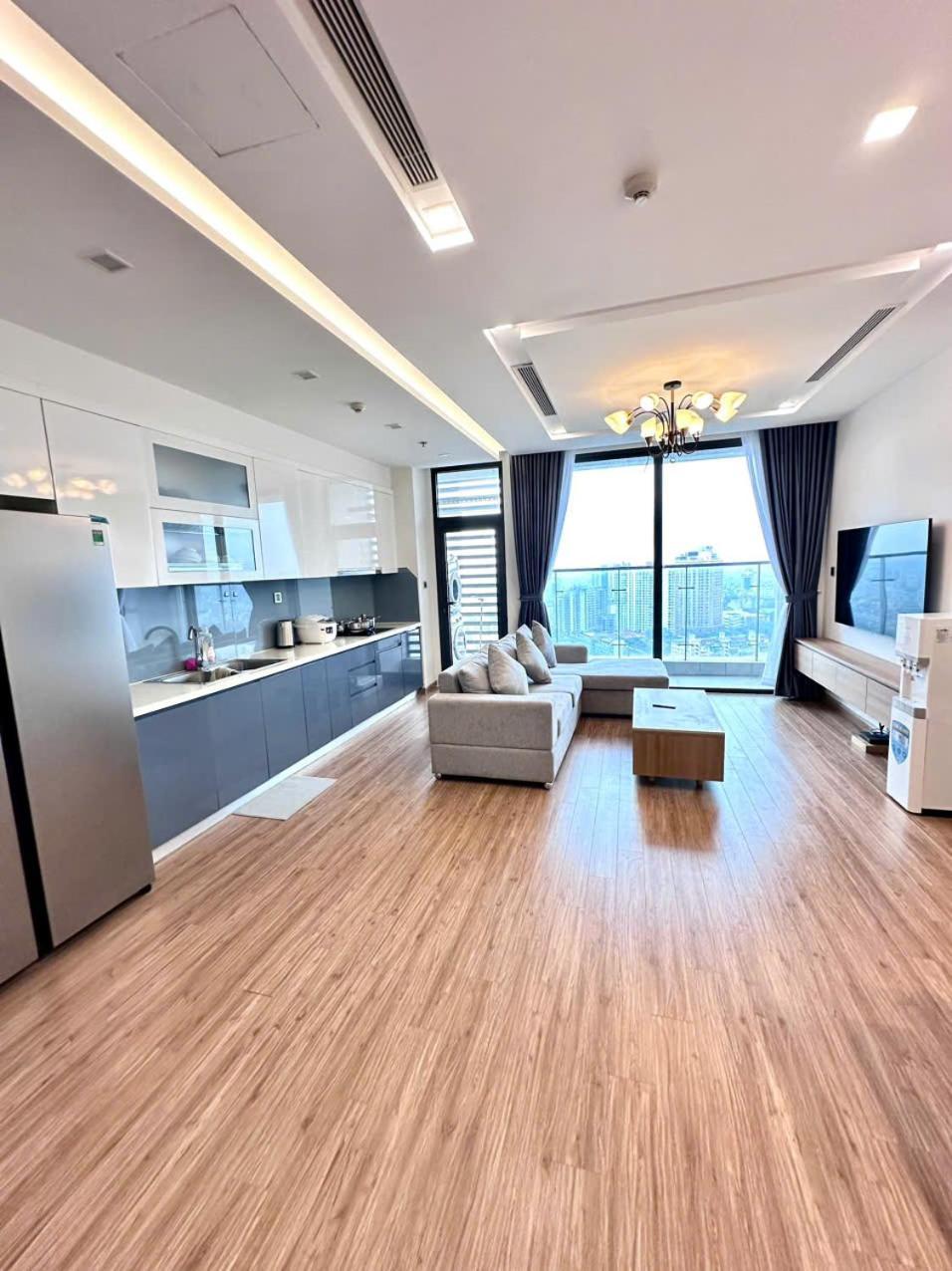 Luxury Apartment In Vinhomes Metropolis Ханой Екстериор снимка
