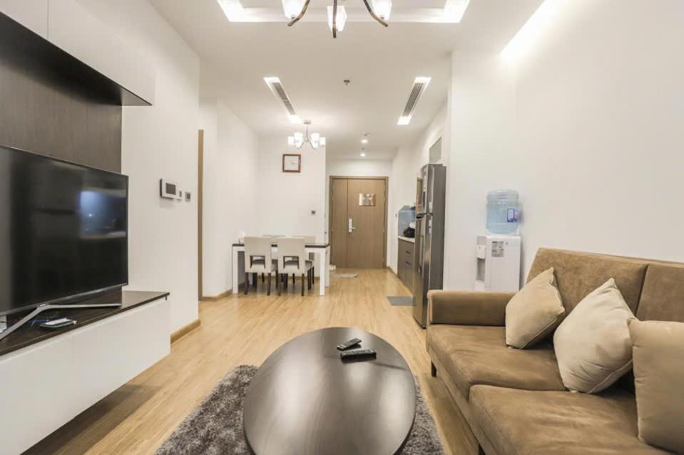 Luxury Apartment In Vinhomes Metropolis Ханой Екстериор снимка